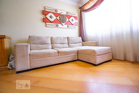 Detalhe Sala de apartamento para alugar com 3 quartos, 65m² em Uberaba, Curitiba