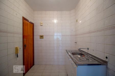 Cozinha de apartamento para alugar com 2 quartos, 67m² em Caiçaras, Belo Horizonte