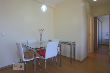 Sala de apartamento à venda com 2 quartos, 56m² em Paraíso, São Paulo
