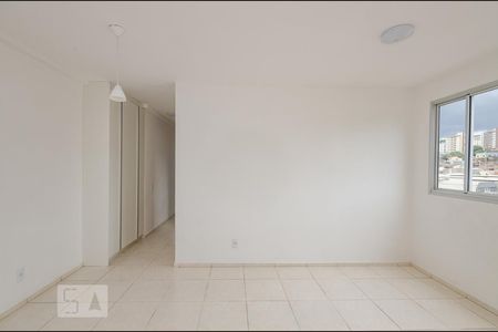 Sala de apartamento para alugar com 2 quartos, 47m² em Salgado Filho, Belo Horizonte