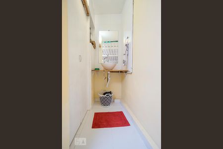 Lavabo de casa para alugar com 2 quartos, 100m² em Vila Ema, São Paulo