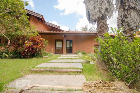 Fachada de casa de condomínio à venda com 3 quartos, 900m² em Sítios de Recreio Gramado, Campinas