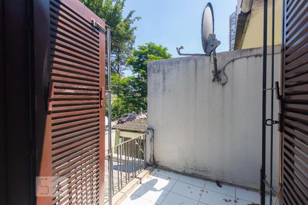 Quarto 1 de casa para alugar com 3 quartos, 220m² em Jardim das Acácias, São Paulo
