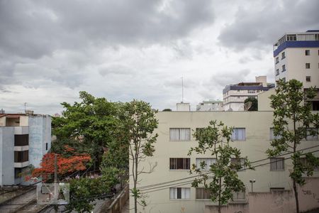 Sala - vista de apartamento para alugar com 2 quartos, 70m² em Nova Granada, Belo Horizonte