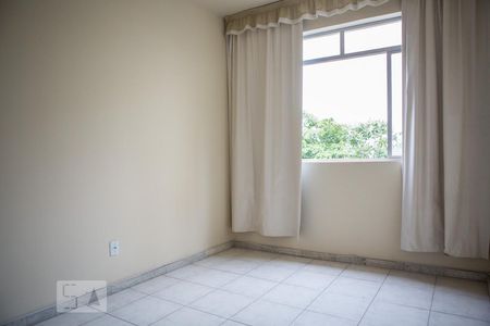 Sala de apartamento para alugar com 2 quartos, 70m² em Nova Granada, Belo Horizonte