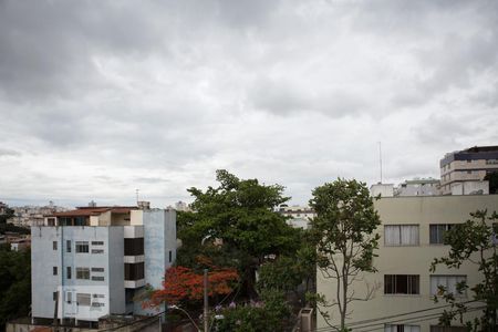 Quarto 1 - suíte - vista de apartamento para alugar com 2 quartos, 70m² em Nova Granada, Belo Horizonte