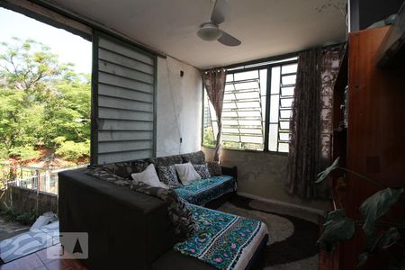 Sala de casa para alugar com 1 quarto, 50m² em Jardim Carvalho, Porto Alegre