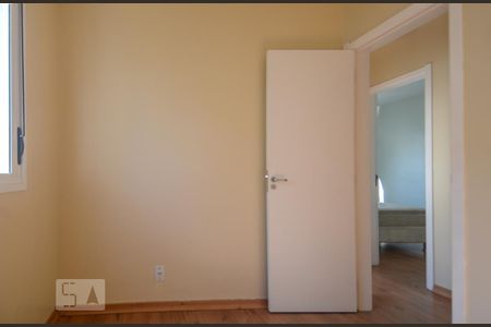 Quarto 1 de apartamento para alugar com 3 quartos, 61m² em Camaquã, Porto Alegre