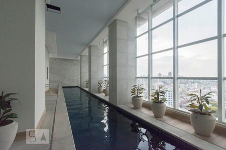 Piscina de kitnet/studio para alugar com 1 quarto, 31m² em Centro, Osasco