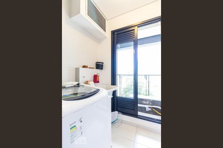 Cozinha de apartamento para alugar com 1 quarto, 40m² em Pinheiros, São Paulo