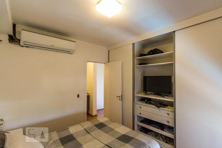 Quarto de apartamento para alugar com 1 quarto, 40m² em Pinheiros, São Paulo