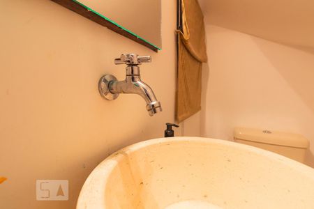 Lavabo de casa de condomínio para alugar com 5 quartos, 188m² em Cidade Monções, São Paulo