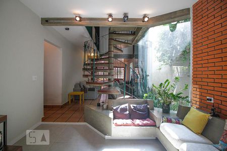 Sala de casa à venda com 3 quartos, 350m² em Vila Romana, São Paulo