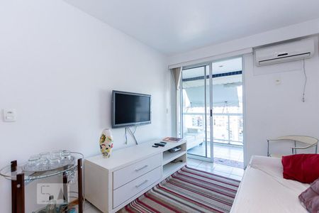 Sala de apartamento para alugar com 1 quarto, 50m² em Icaraí, Niterói