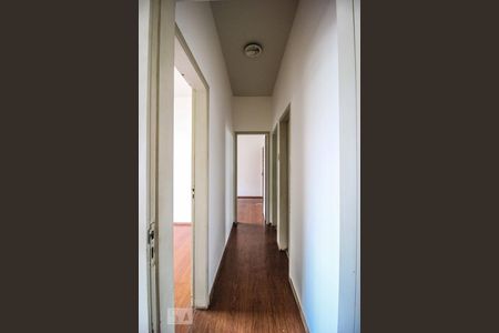 Corredor de apartamento à venda com 2 quartos, 70m² em Centro, Belo Horizonte