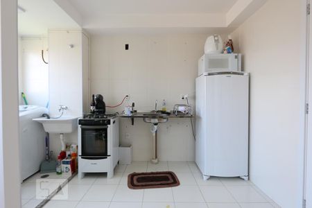 cozinha de apartamento para alugar com 2 quartos, 42m² em Jardim Parque Morumbi, São Paulo
