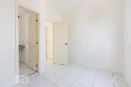 Suite de apartamento para alugar com 2 quartos, 65m² em Umuarama, Osasco