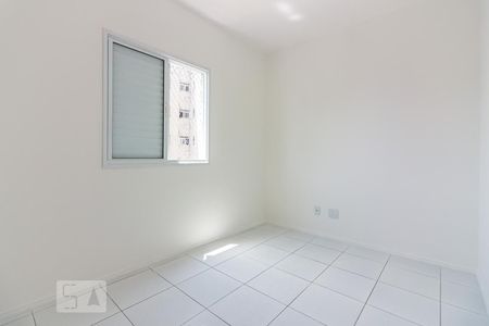 Quarto  de apartamento para alugar com 2 quartos, 65m² em Umuarama, Osasco