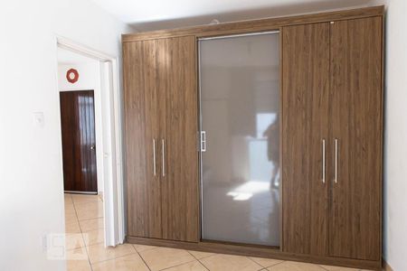 Quarto 1 de apartamento à venda com 1 quarto, 45m² em Humaitá, Porto Alegre