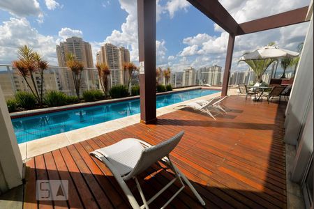 Studio para alugar com 36m², 1 quarto e 1 vaga Studio para alugar com 36m², 1 quarto e 1 vagaÁrea comum - Piscina