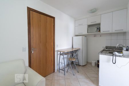 Sala Cozinha de apartamento para alugar com 1 quarto, 30m² em Campo Belo, São Paulo