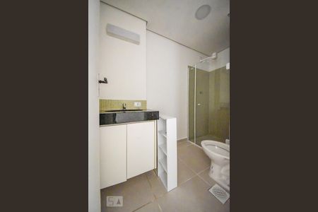 Banheiro de apartamento para alugar com 1 quarto, 42m² em Bela Vista, São Paulo