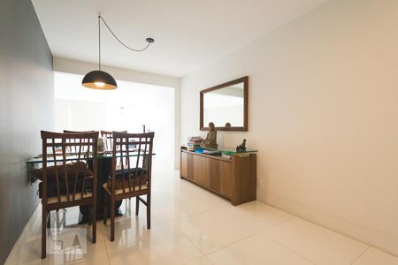 Sala de apartamento para alugar com 3 quartos, 110m² em Barra da Tijuca, Rio de Janeiro