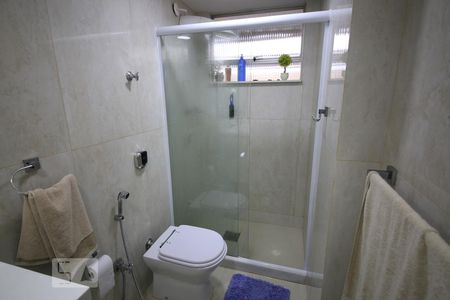 Banheiro de apartamento à venda com 2 quartos, 110m² em Icaraí, Niterói