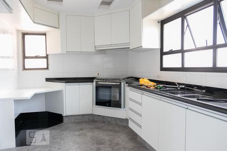 Cozinha de apartamento para alugar com 4 quartos, 187m² em Jardim Hollywood, São Bernardo do Campo