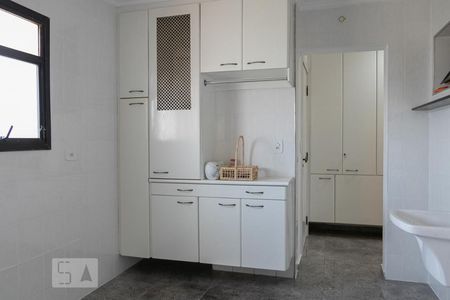 Área de Serviço de apartamento para alugar com 4 quartos, 187m² em Jardim Hollywood, São Bernardo do Campo