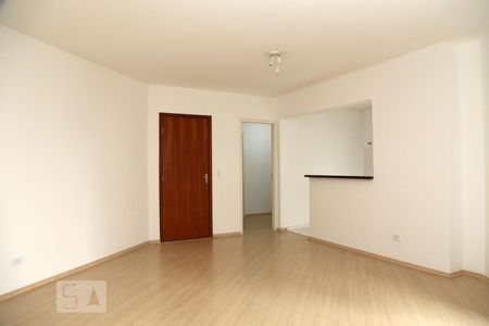 Sala de apartamento para alugar com 2 quartos, 78m² em Jardim Maria Rosa, Taboão da Serra