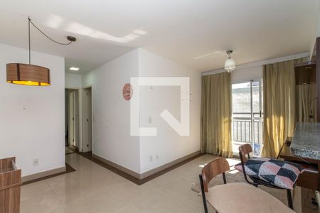 Sala de apartamento para alugar com 2 quartos, 63m² em Jardim Flor da Montanha, Guarulhos