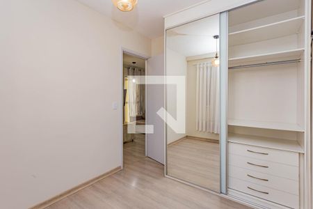 Quarto 1 de apartamento para alugar com 2 quartos, 58m² em Vila Nair, São Paulo