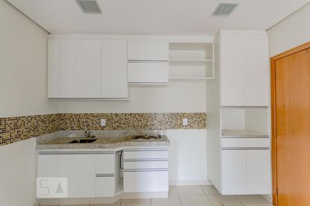 Cozinha de kitnet/studio para alugar com 1 quarto, 35m² em Setor Leste Universitário, Goiânia