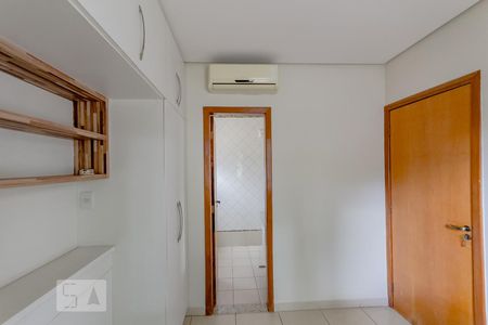 Quarto  de kitnet/studio para alugar com 1 quarto, 35m² em Setor Leste Universitário, Goiânia