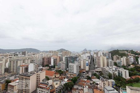 Vista do Quarto 1 de apartamento para alugar com 2 quartos, 60m² em Icaraí, Niterói