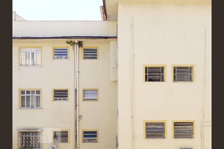 Vista de kitnet/studio à venda com 1 quarto, 20m² em Del Castilho, Rio de Janeiro