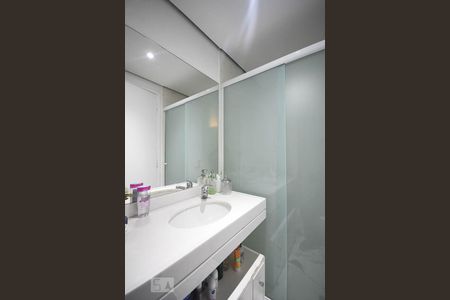 Banheiro Suíte de apartamento à venda com 1 quarto, 49m² em Jardim Londrina, São Paulo