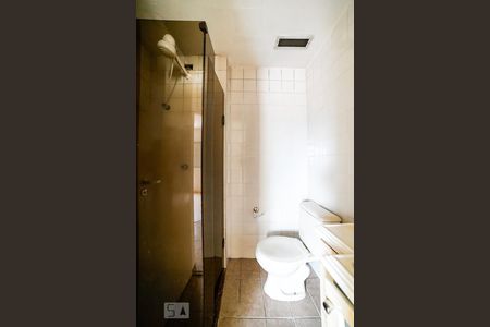 Banheiro de apartamento à venda com 2 quartos, 50m² em Vila Mazzei, São Paulo