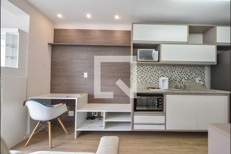 Sala  de casa para alugar com 1 quarto, 50m² em Brooklin Paulista, São Paulo