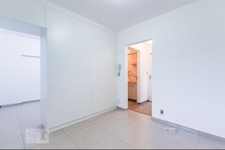 Sala de kitnet/studio à venda com 1 quarto, 44m² em Taquaral, Campinas