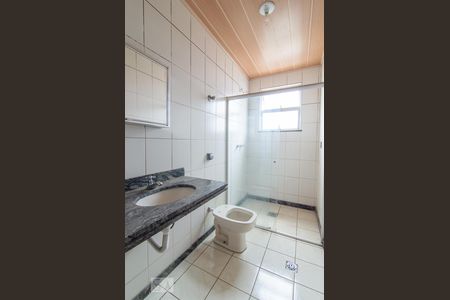 Banheiro de apartamento para alugar com 3 quartos, 90m² em Serrano, Belo Horizonte