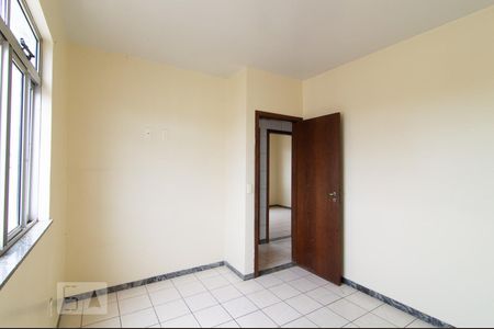 Quarto 2 de apartamento para alugar com 3 quartos, 90m² em Serrano, Belo Horizonte