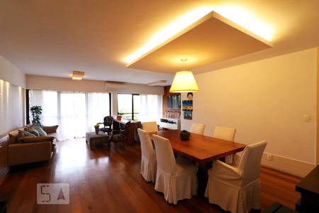 Sala de apartamento à venda com 3 quartos, 163m² em Barra da Tijuca, Rio de Janeiro