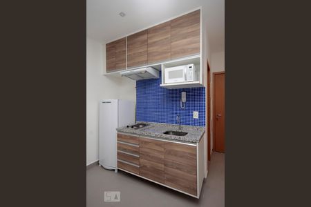 Cozinha de kitnet/studio para alugar com 1 quarto, 20m² em República, São Paulo