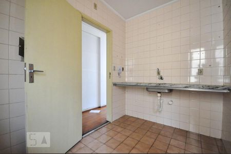 Cozinha de apartamento à venda com 1 quarto, 45m² em Centro, Campinas