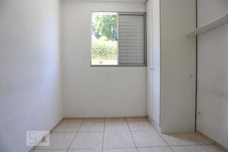 Quarto 1 de apartamento para alugar com 2 quartos, 49m² em Cidade dos Bandeirantes, São Paulo