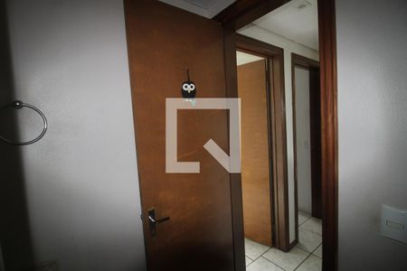 Banheiro de apartamento à venda com 2 quartos, 36m² em Estância Velha, Canoas