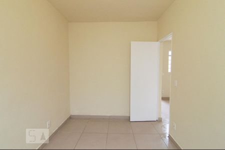 Quarto 2 de casa de condomínio para alugar com 2 quartos, 40m² em São Francisco, Belo Horizonte