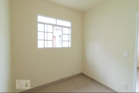 Quarto 1 de casa de condomínio para alugar com 2 quartos, 40m² em São Francisco, Belo Horizonte